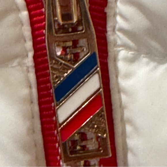White Puffer Coat Jacket Red Blue Stripes Regal Patriotic Preppy M Ski Lodge - Picture 4 of 8